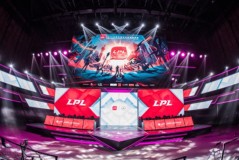 阿芙分享视频：LPL冲冲冲，把冠军留在中国